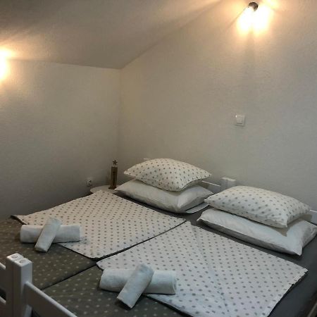 Apartmani Kaic Livno Ngoại thất bức ảnh