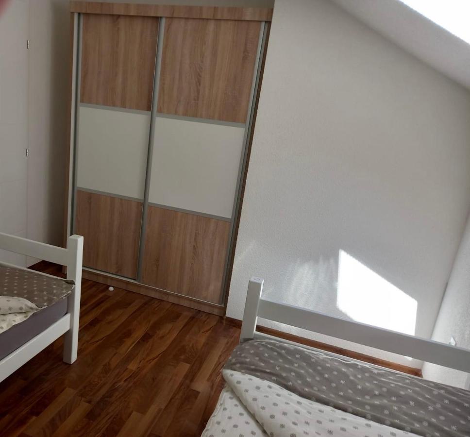 Apartmani Kaic Livno Ngoại thất bức ảnh