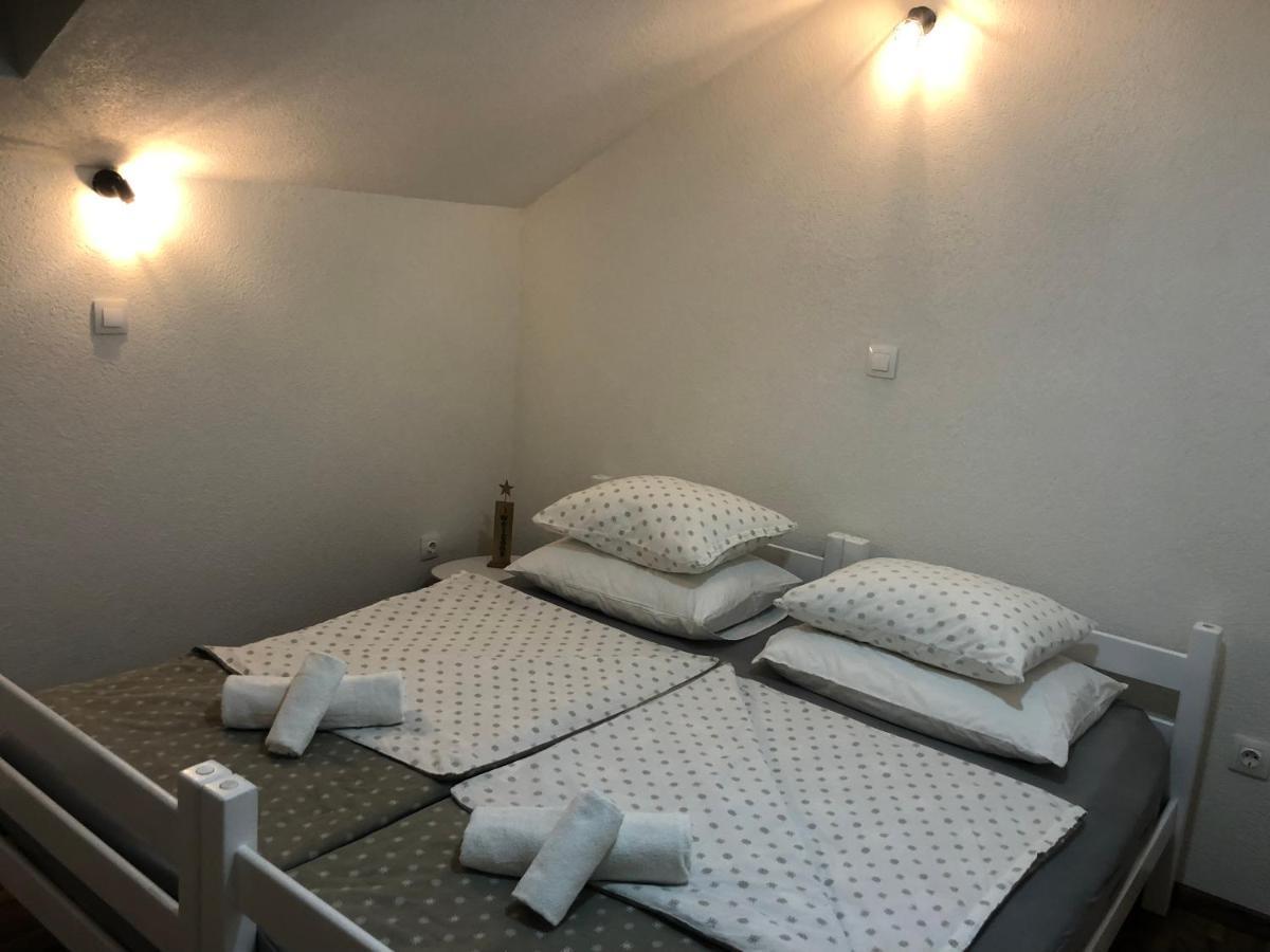 Apartmani Kaic Livno Ngoại thất bức ảnh